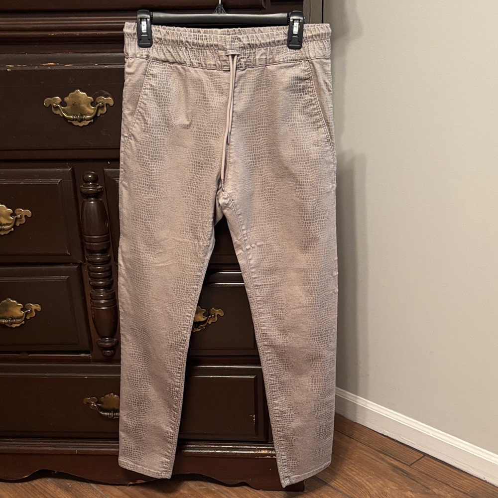 Flog Women's Green Tan Pants